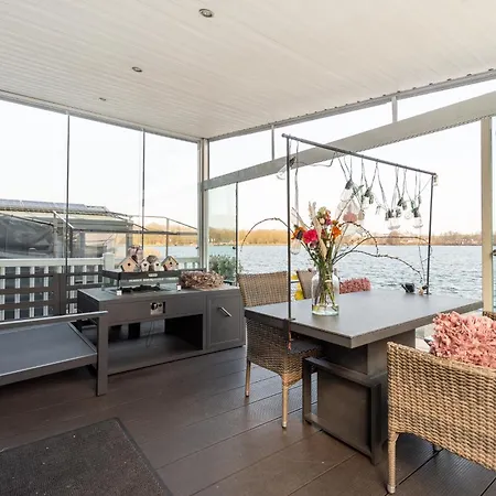 Klein Vink - Boulevard 27 Chalet